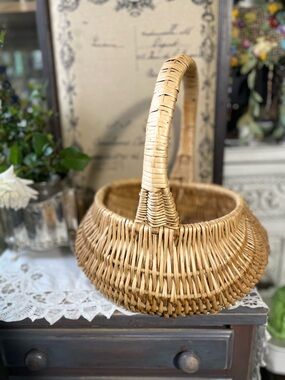 Woven willow basket farmhouse French Country decor